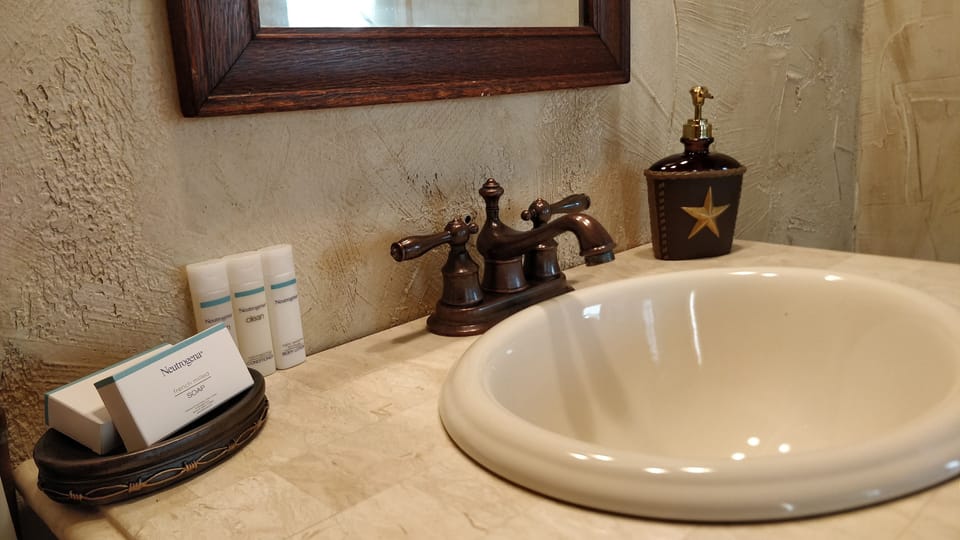 The Cowboy Room | Bathroom sink