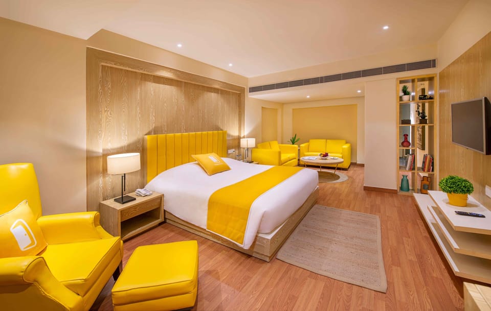 Signature Suite | In-room safe, desk, laptop workspace, soundproofing