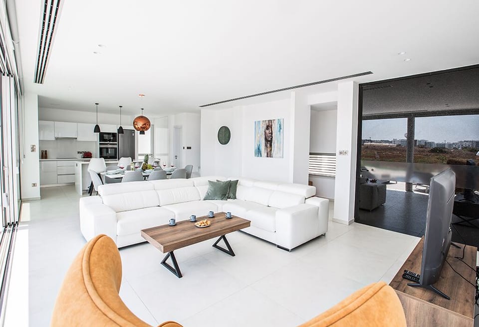 Large, open-plan ground floor