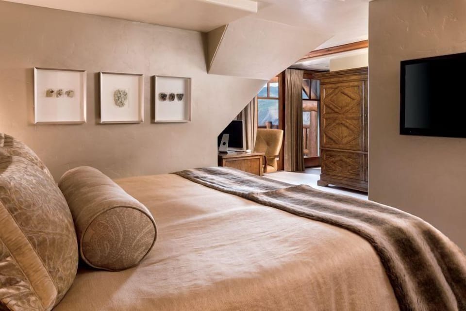 Condo (Beaver_Creek_Ritz-Carlton_1Bedroom) | 2 bedrooms, free WiFi, alarm clocks