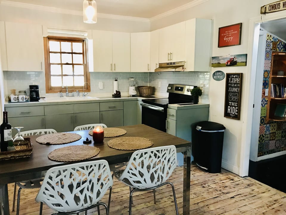 Kitchen area🧑‍🍳💚