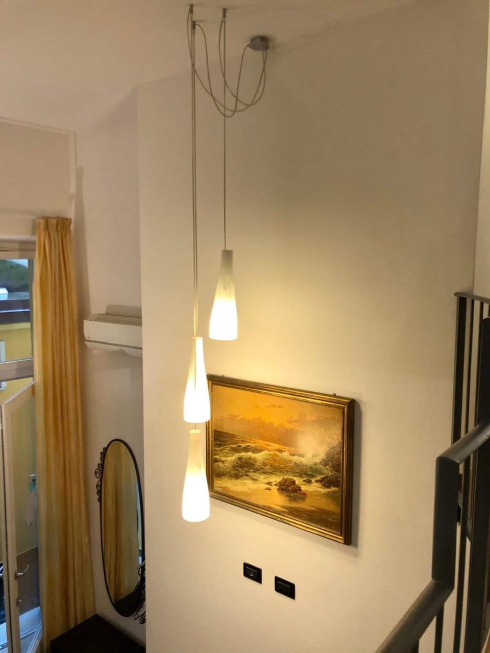 1 bedroom, hypo-allergenic bedding available, desk, WiFi (free)