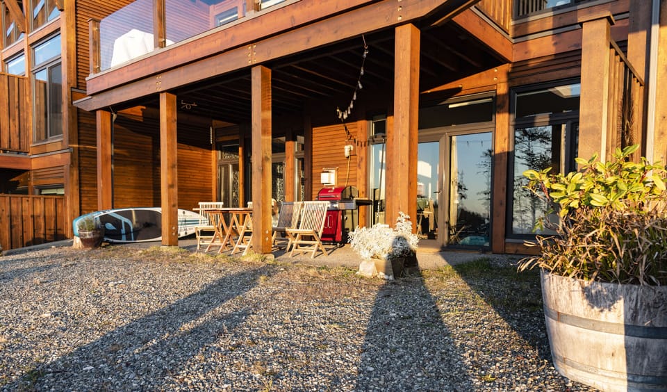 Outdoor patio