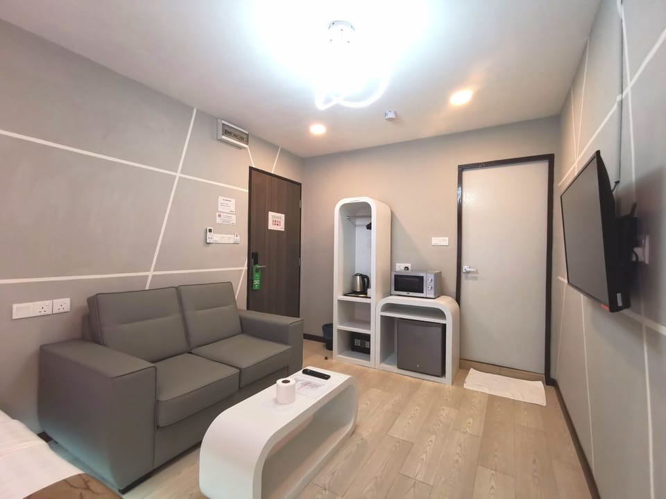 Futuristic Junior Suite | 1 bedroom, in-room safe, individually decorated, individually furnished