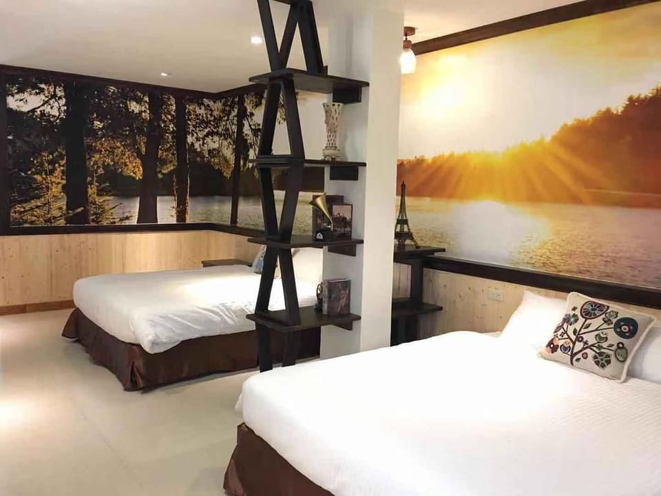Basic Quadruple Room | Desk, free WiFi