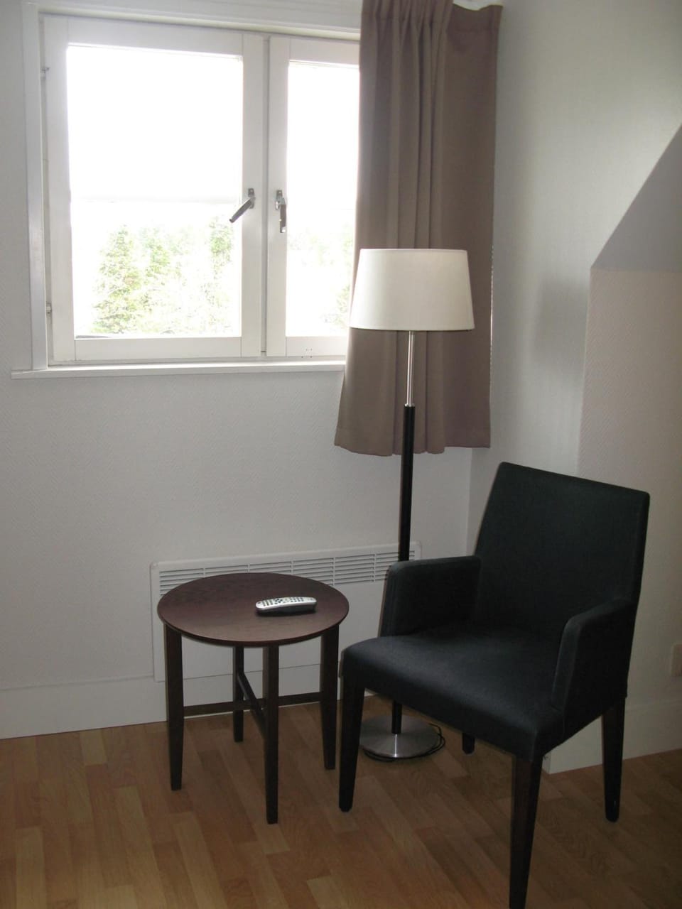 Desk, iron/ironing board, free cribs/infant beds, rollaway beds