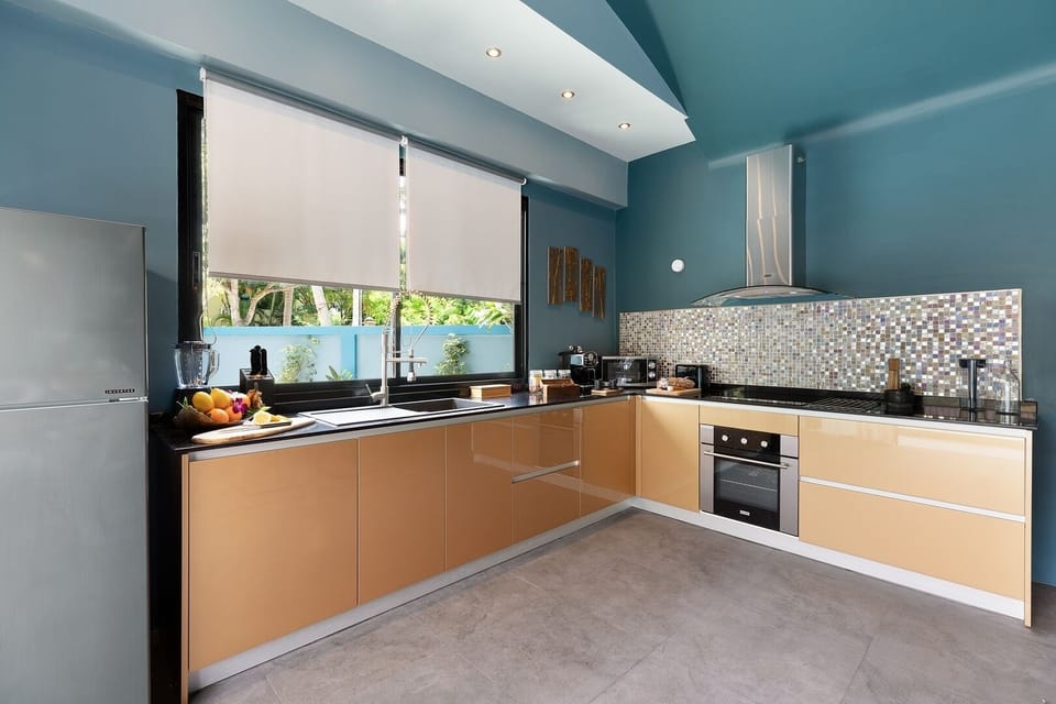 Fully equipped modern kitchen and utensils should cover all your cooking needs.