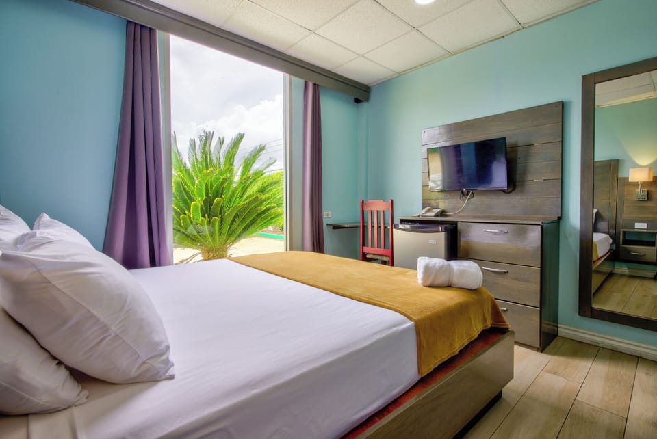 Premium bedding, pillowtop beds, in-room safe, desk