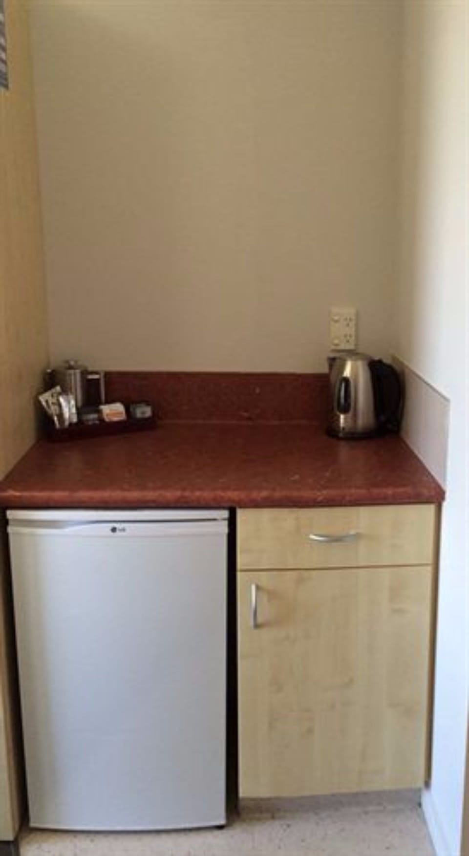 Compact Studio, 1 Queen Bed | Premium bedding, desk, blackout drapes, soundproofing
