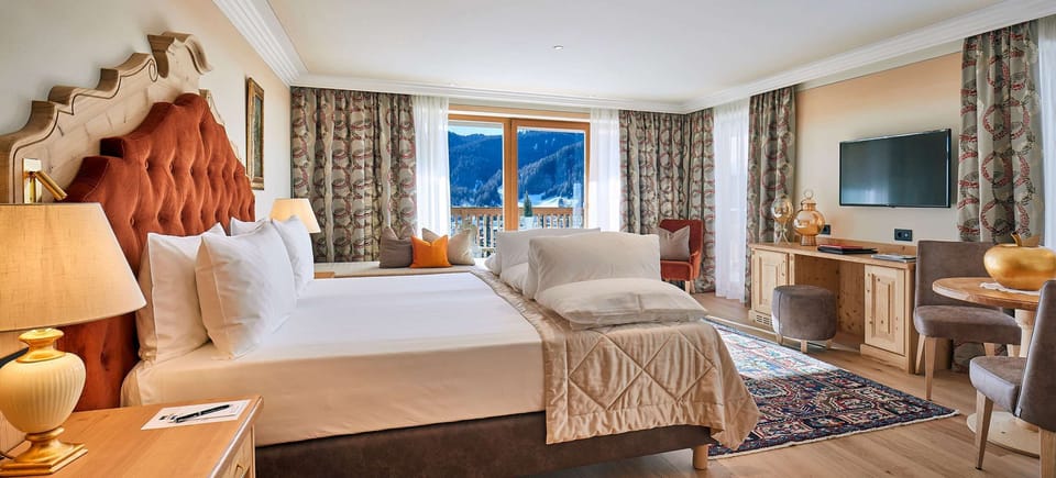 Deluxe Double Room | Egyptian cotton sheets, premium bedding, down comforters, minibar