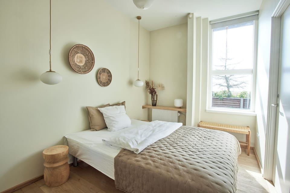 Double Room, 1 Bedroom (140cm bed) | Iron/ironing board, free WiFi, bed sheets