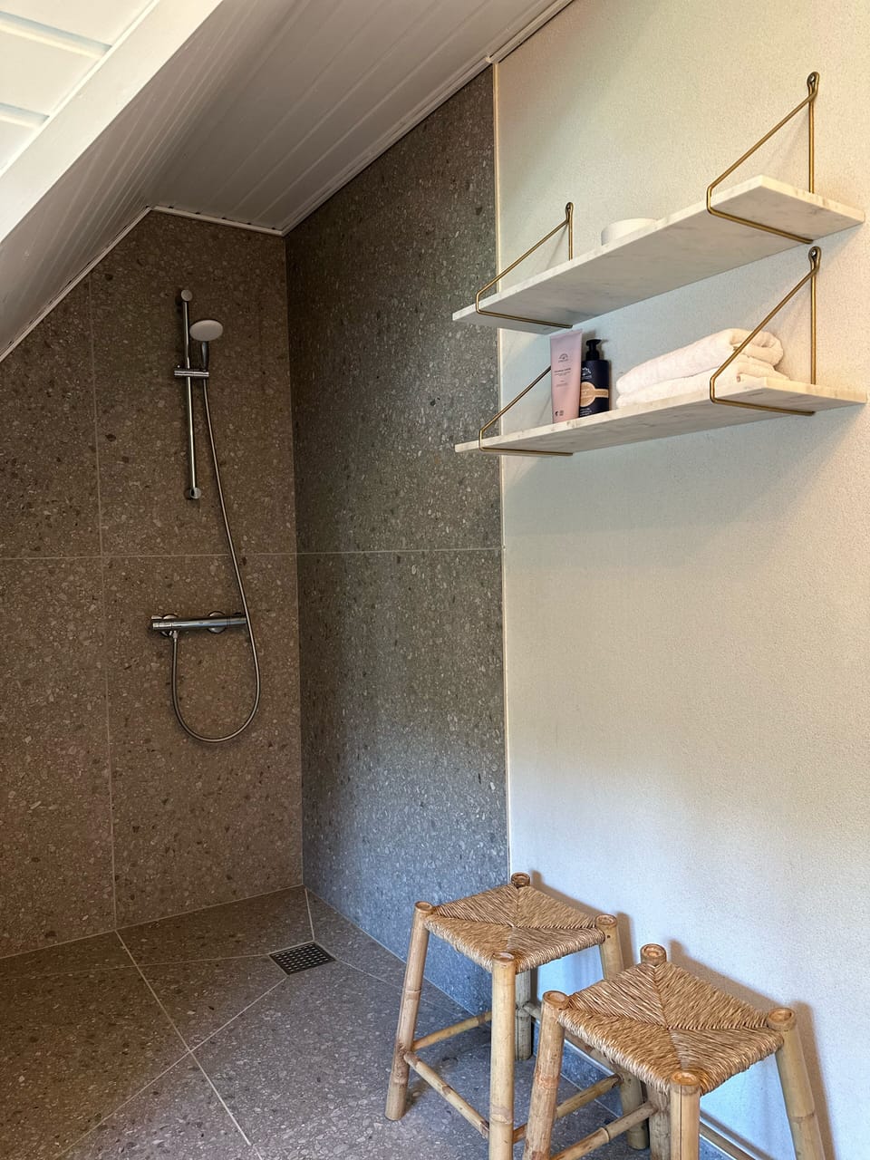Double Room, Shared Bathroom | Shared bathroom