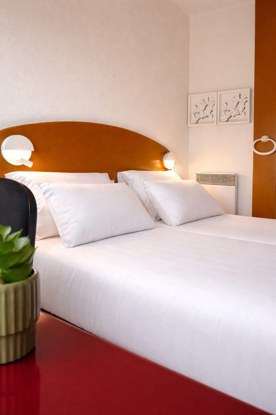 Standard Twin Room | Premium bedding, Select Comfort beds, in-room safe, desk