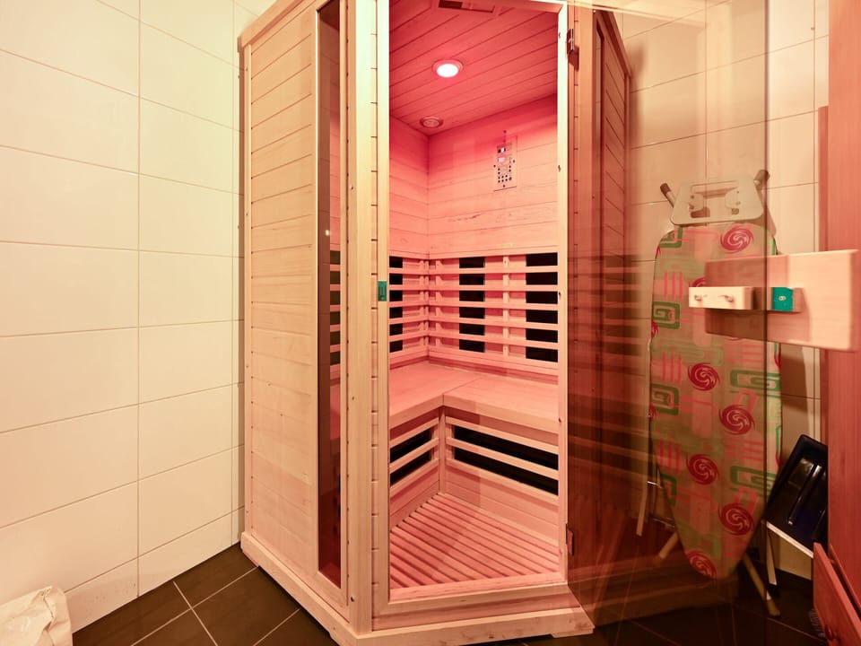 Chalet in Reutum With Sauna and Nature Cabin in Overijssel (province)