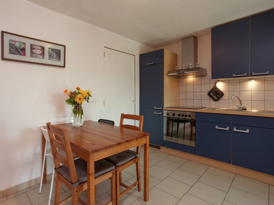 Apartment | Dining
