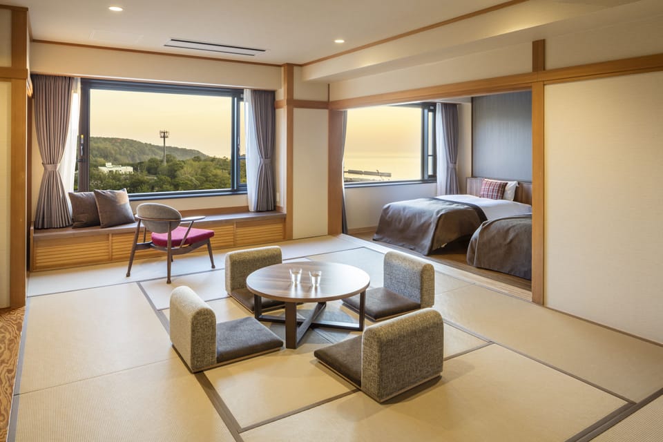 Sunset Deluxe Room | In-room safe, iron/ironing board, free WiFi, bed sheets