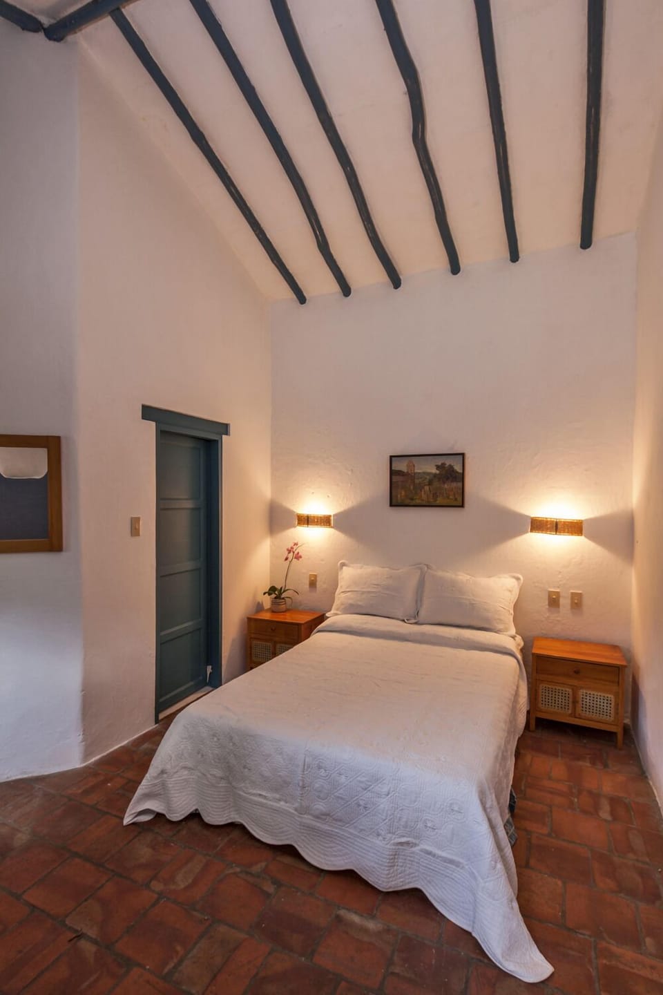 Economy Room | Minibar, free WiFi, bed sheets
