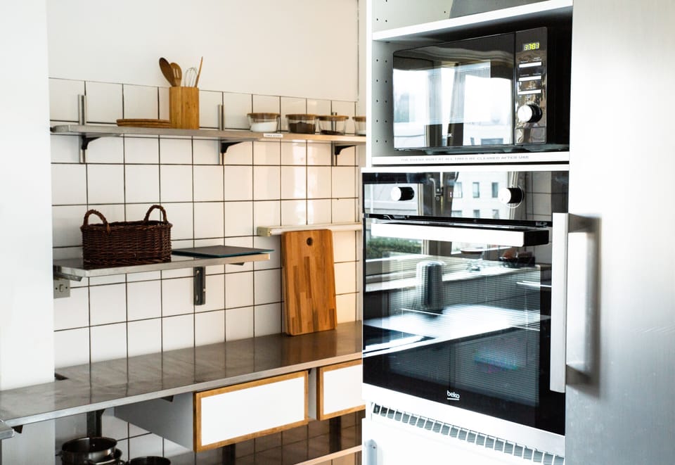Shared fridge, microwave, oven, stovetop