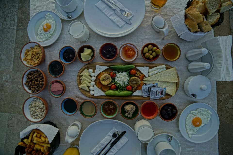 Free daily full breakfast