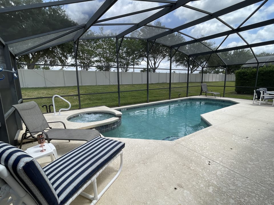 Your Private Pool and Spa Awaits!