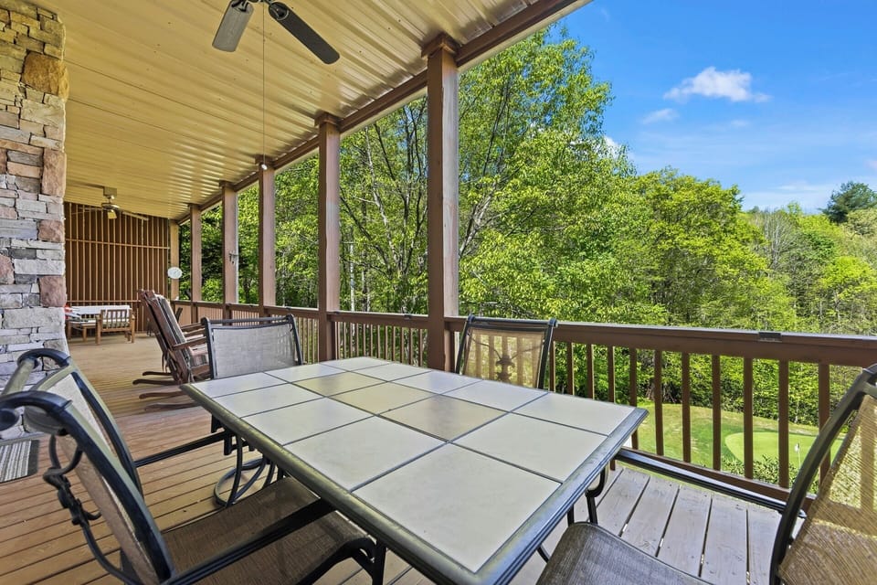 Back Deck Seating & View of Hole 11