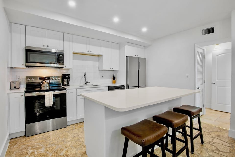 Fully equipped modern kitchen