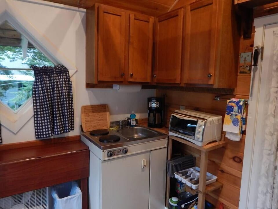 The kitchenette area in the front room