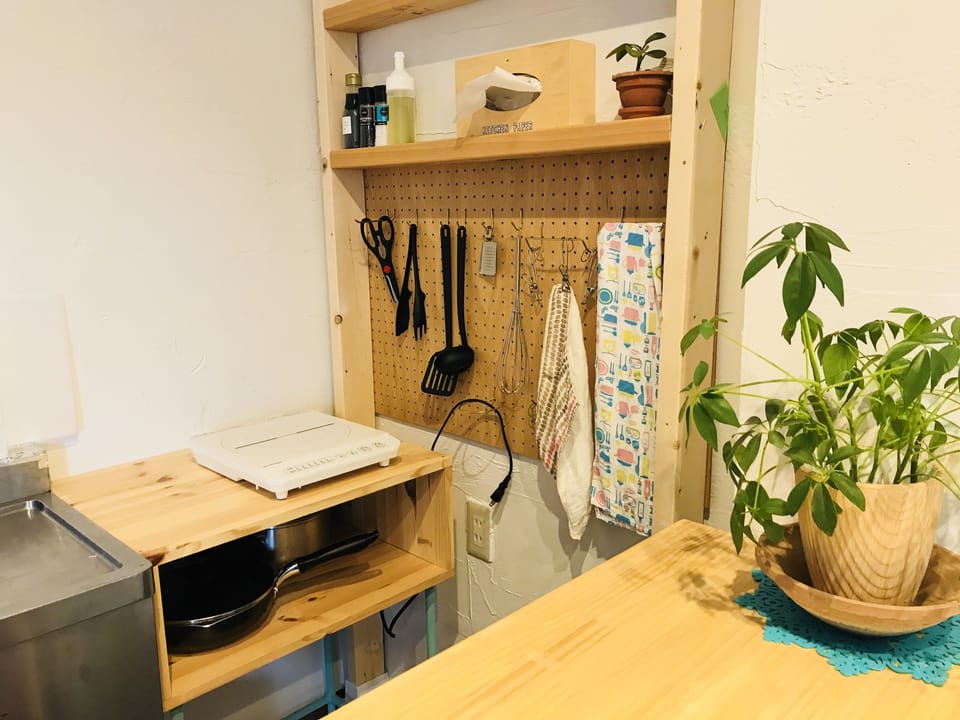 Private Vacation Home | Private kitchenette | Fridge, microwave, stovetop, rice cooker