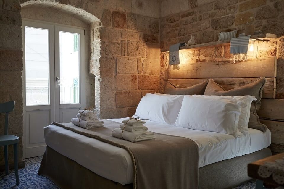Superior Room | Down comforters, pillowtop beds, in-room safe, soundproofing