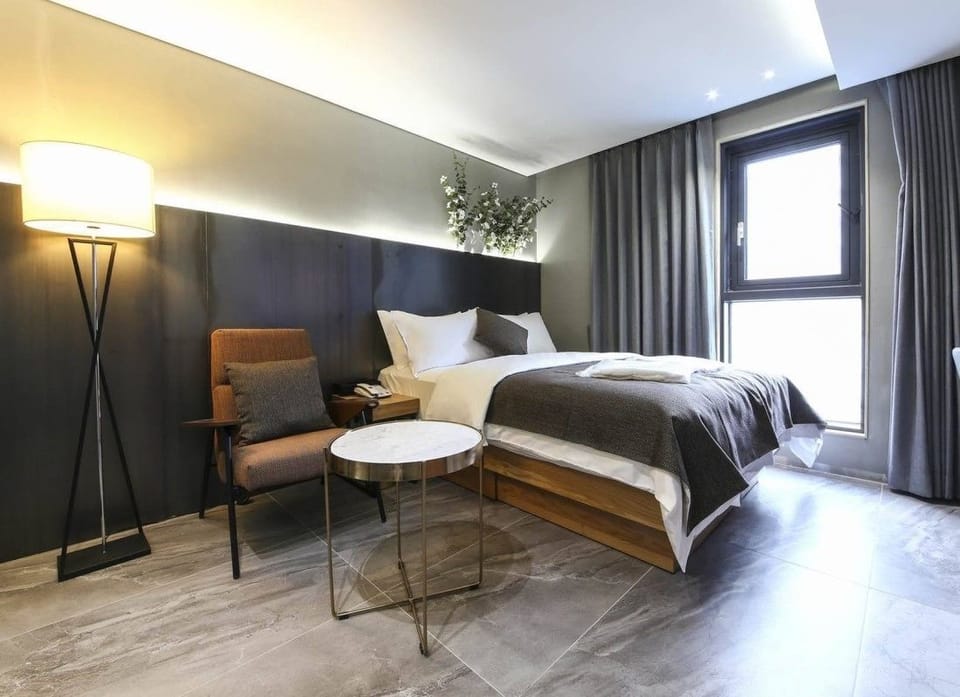 Deluxe Double Room | Desk, soundproofing, free WiFi