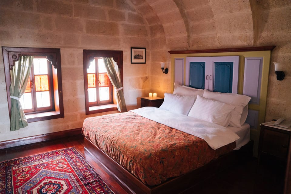 Family Room | In-room safe, soundproofing, iron/ironing board, bed sheets