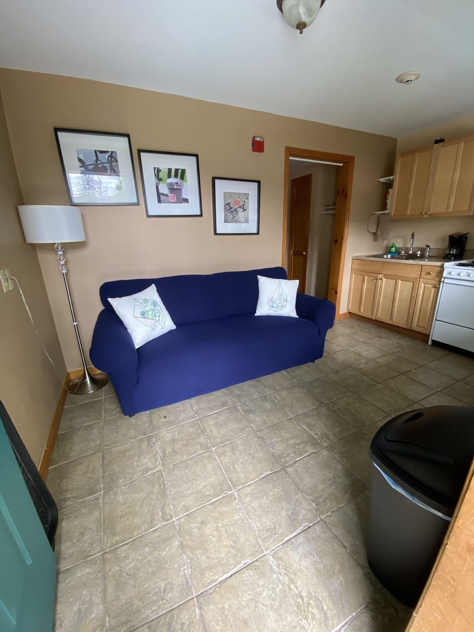 Family Studio Suite, 1 Bedroom | Travel crib, free rollaway beds, free WiFi, bed sheets