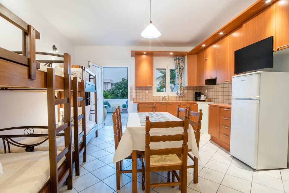 Standard Apartment, 2 Bedrooms, Non Smoking, Lanai (First Floor, 6-7 adults) | Individually decorated, individually furnished, free WiFi, bed sheets