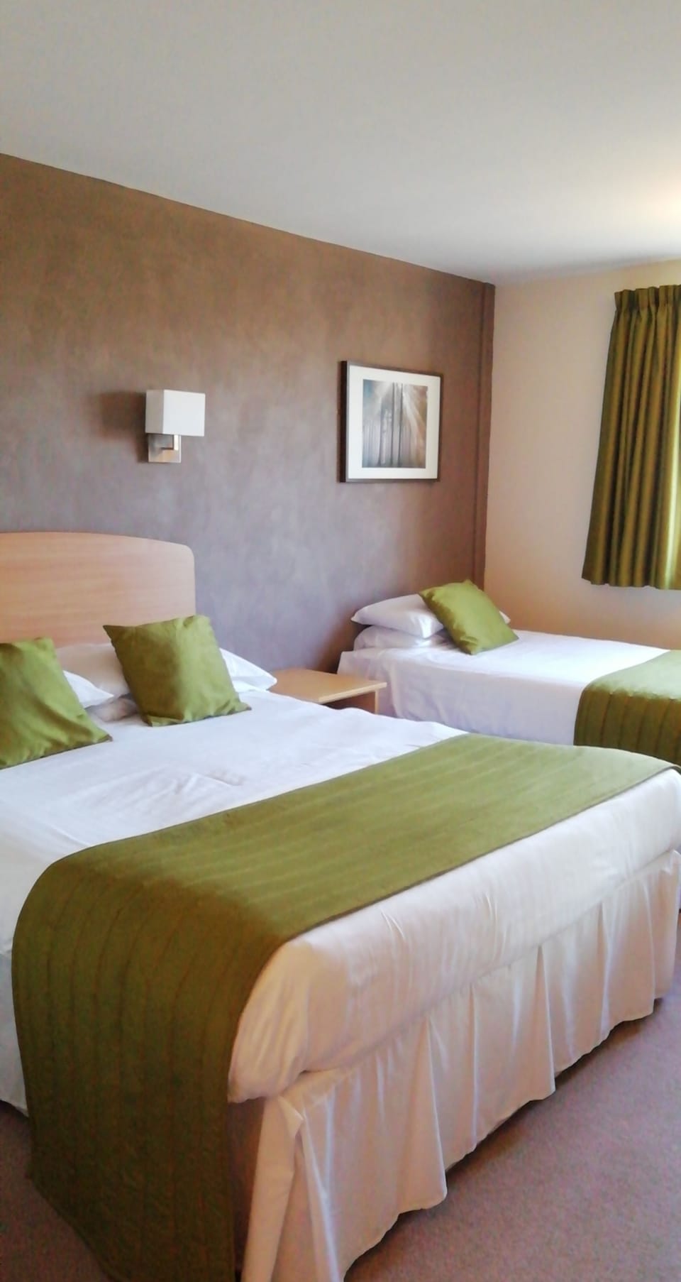 Double Room (with Extra Bed) | Desk, laptop workspace, free WiFi, bed sheets