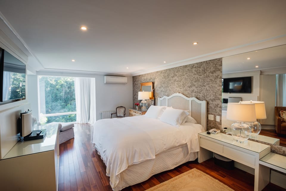 Double Room (Príncipes 29) | Premium bedding, down comforters, minibar, in-room safe