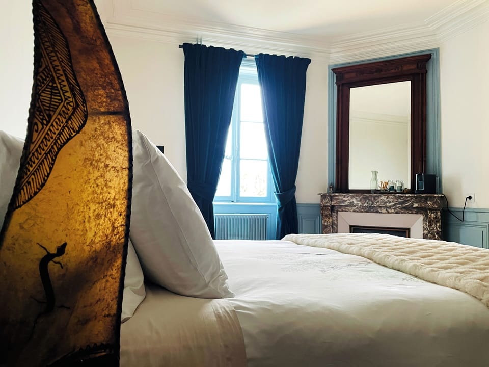Double Room (Absinthe) | Individually decorated, individually furnished, blackout drapes