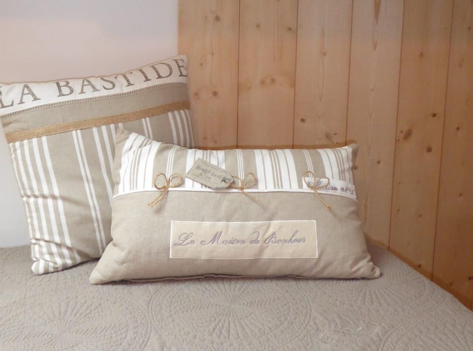 La Maison Bastide Bed and Breakfast in Bordeaux