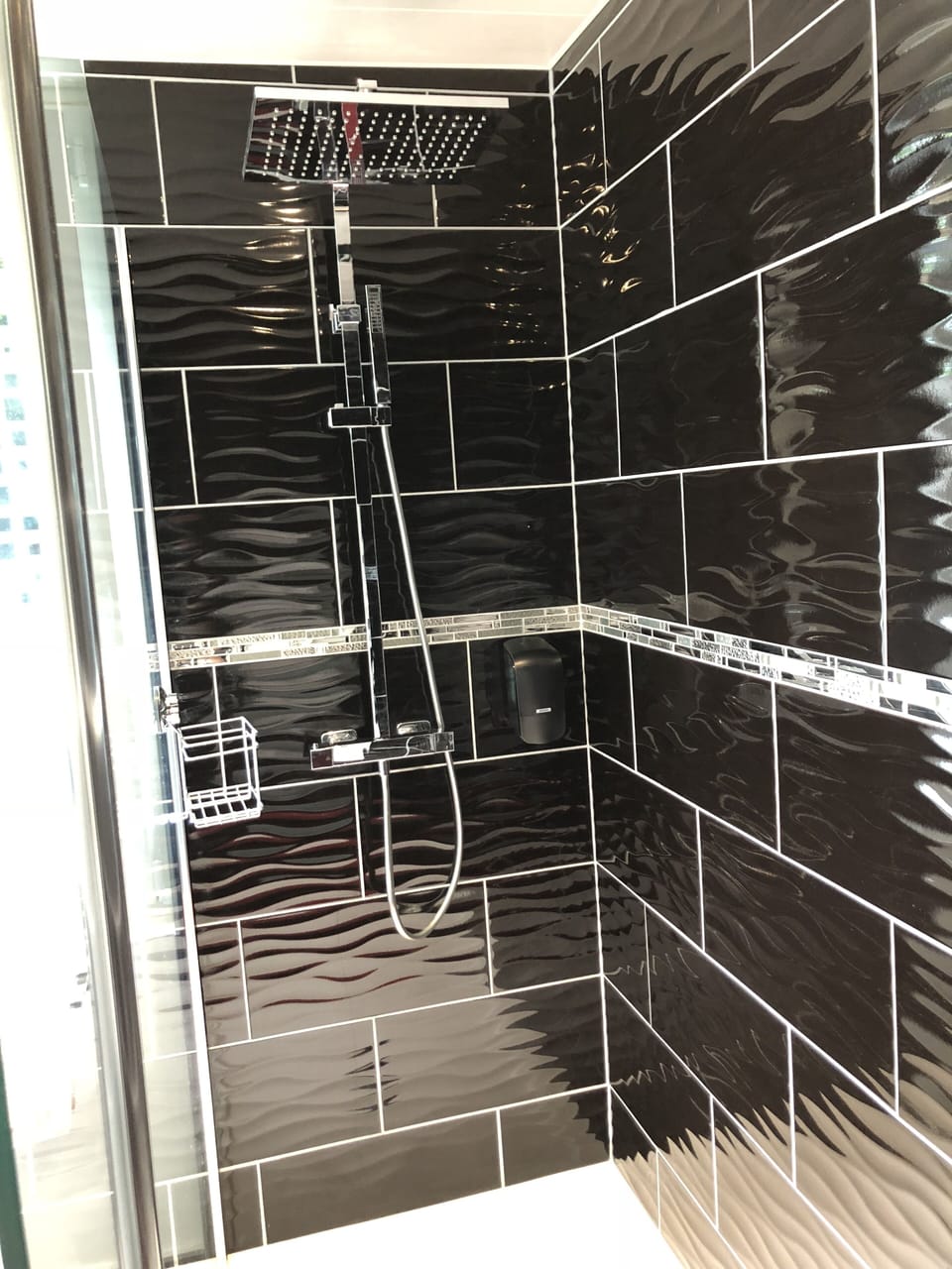 Business Suite, 1 Bedroom | Bathroom shower