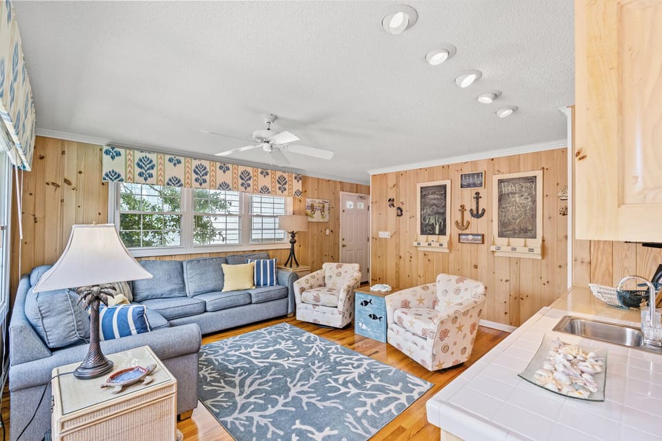 Spacious Living Room Area 