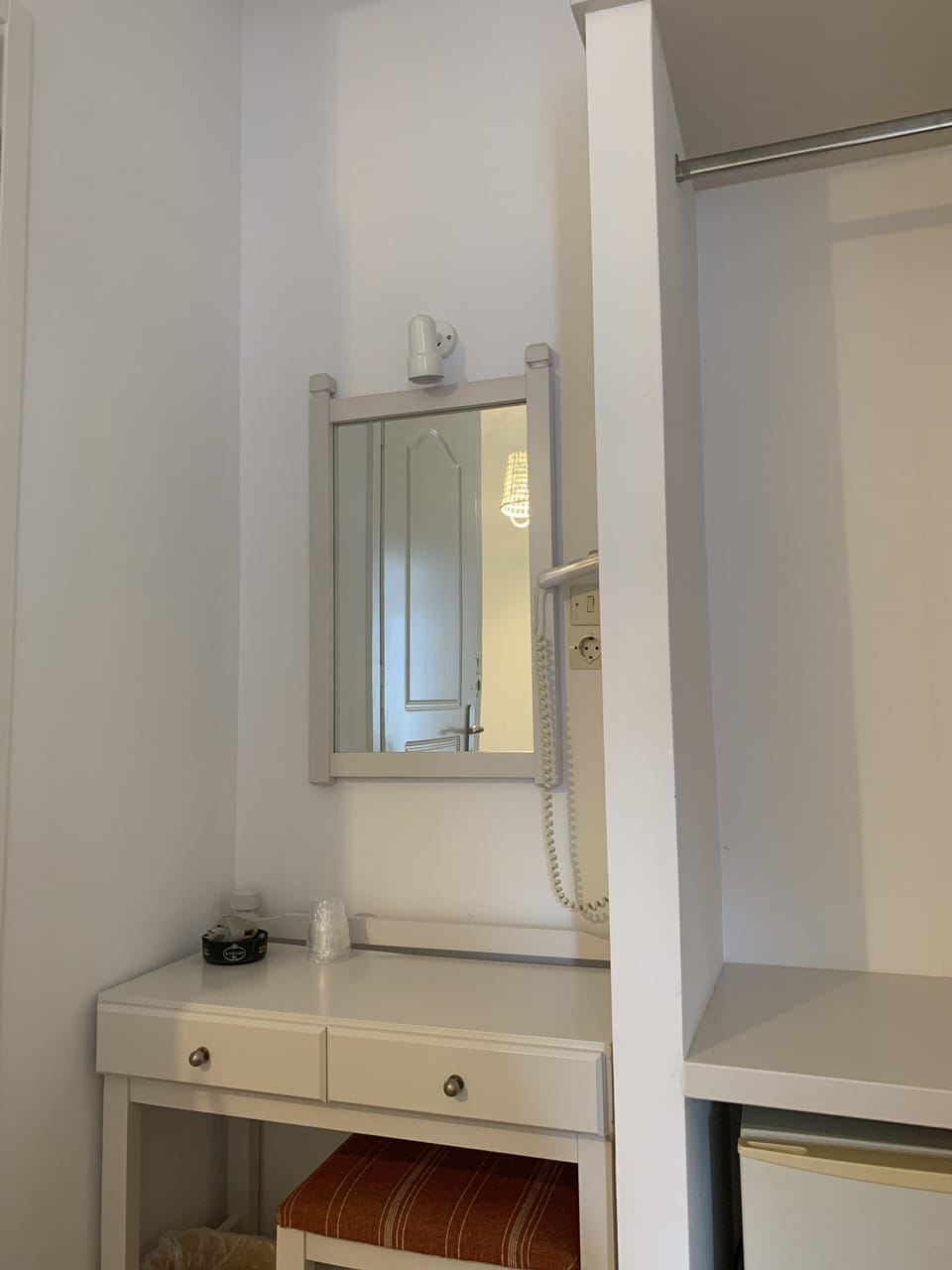 In-room safe, soundproofing, iron/ironing board, free WiFi