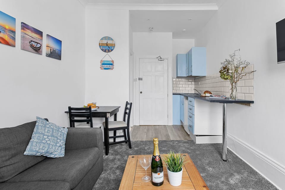 Apartment, Ensuite (Christie)