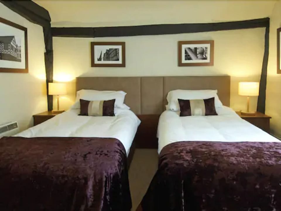 Desk, iron/ironing board, free WiFi, bed sheets