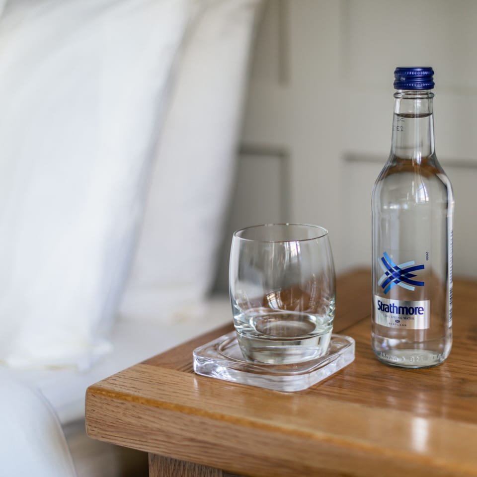 10 bedrooms, Egyptian cotton sheets, premium bedding