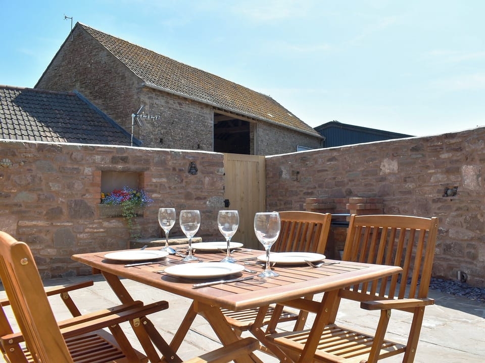 Sitting-out-area | Cider Press Barn - Little Allaston Farm, Lydney