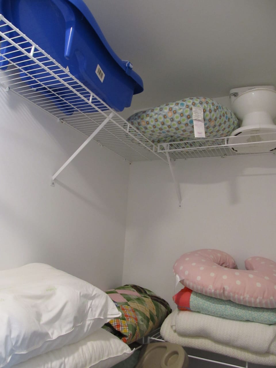 Tub and a training toilet.