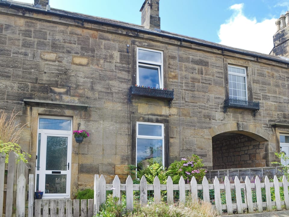 Lovely, stone-built holiday home | Bertram Cottage, Felton, near Alnwick
