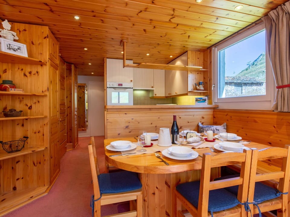 Furniture, Property, Table, Wood, Window, Interior Design, Building, Wood Stain, Flooring, Tableware