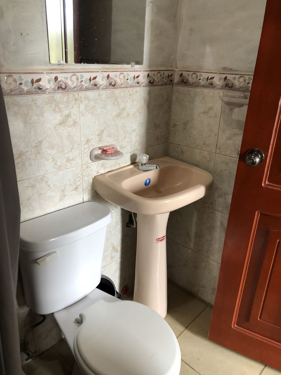 Family Room, Valley View, Corner | Bathroom | Shower, towels, soap, toilet paper