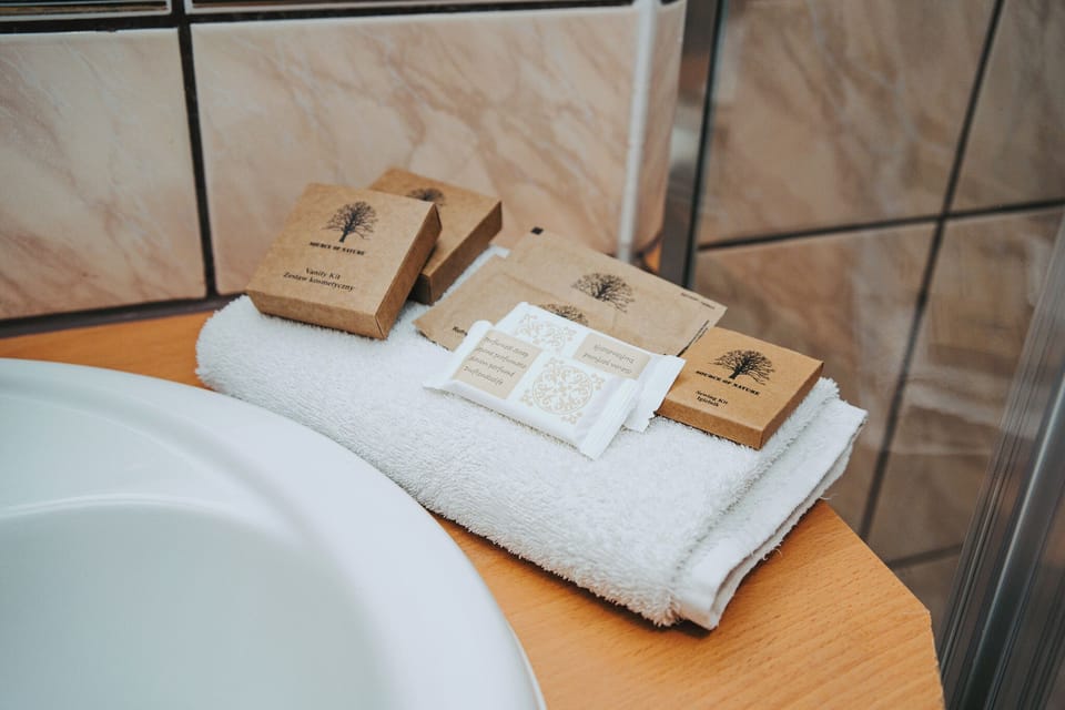 Shower, towels, soap, shampoo