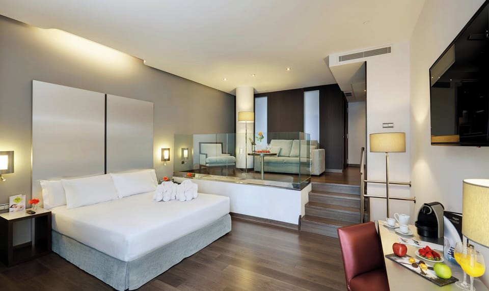Minibar, in-room safe, desk, blackout drapes